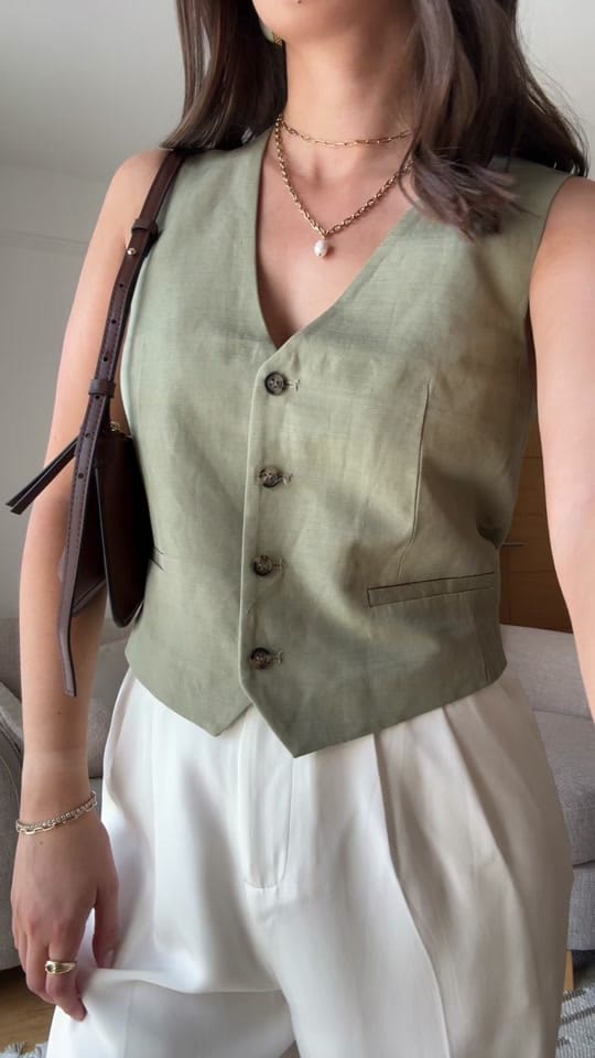 Post 6 by Amyrowleyy on TikTok (video)