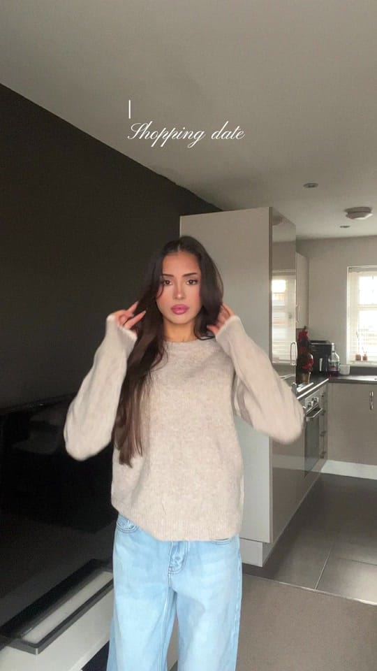 Post 8 by CHANTELLE LILI on TikTok (video)