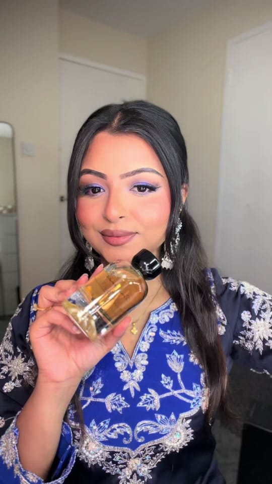Post 10 by MINA | Content Creator on TikTok (video)