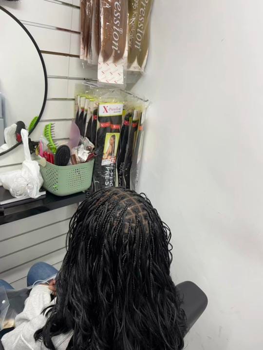Post 2 by braiderin.london on TikTok (video)