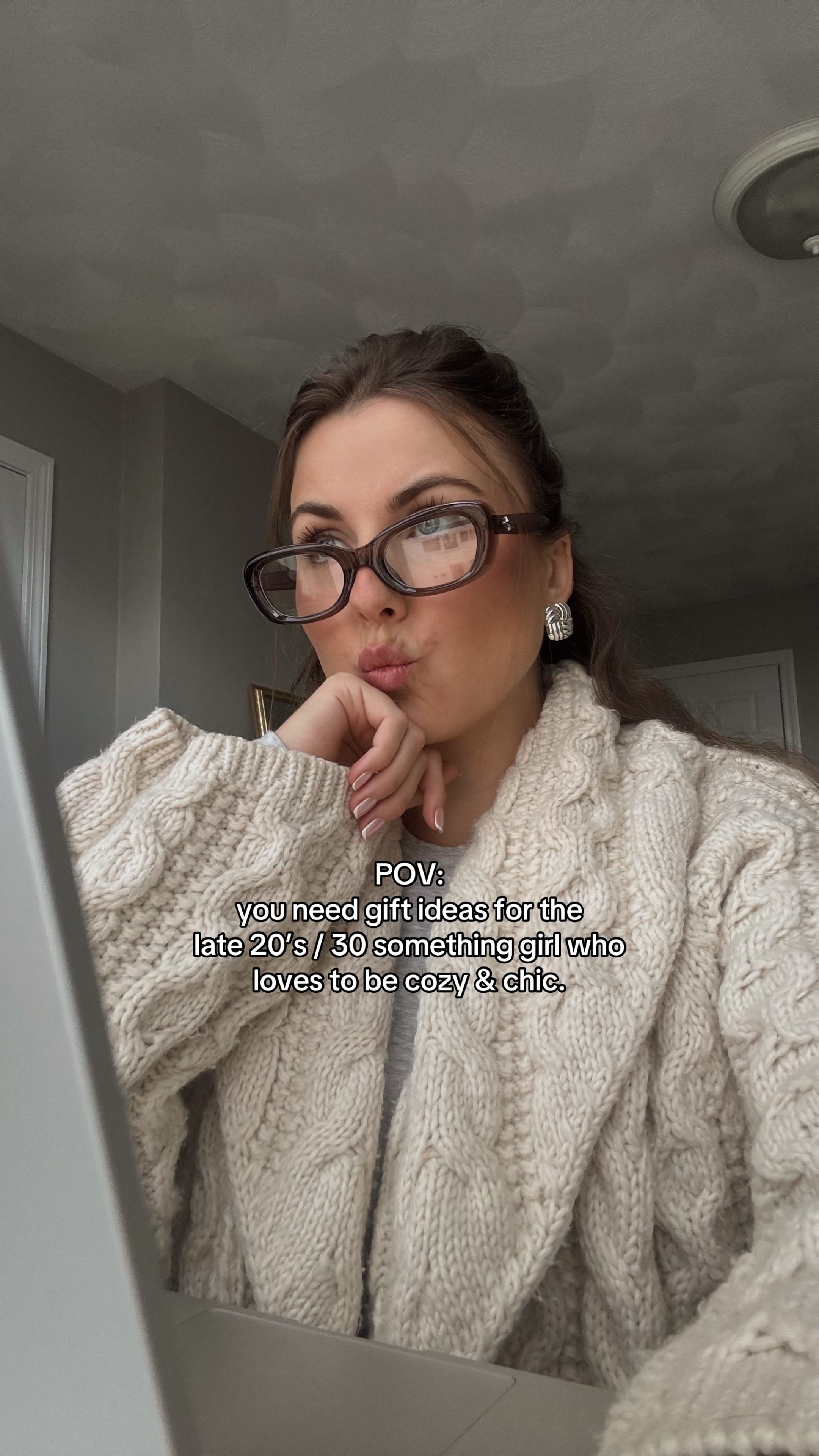 Post 8 by emily rosdahl on TikTok (video)