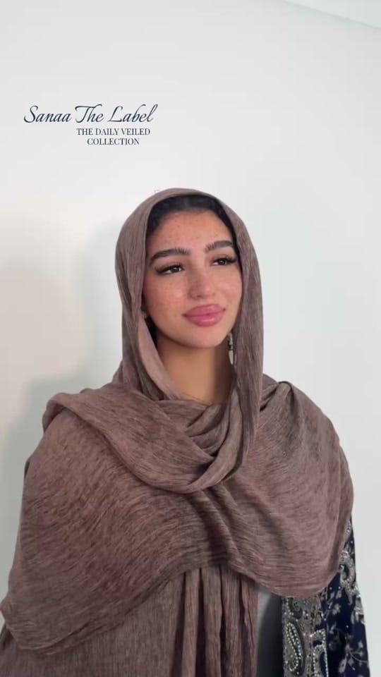 Post 8 by Sanaathelabel on TikTok (video)