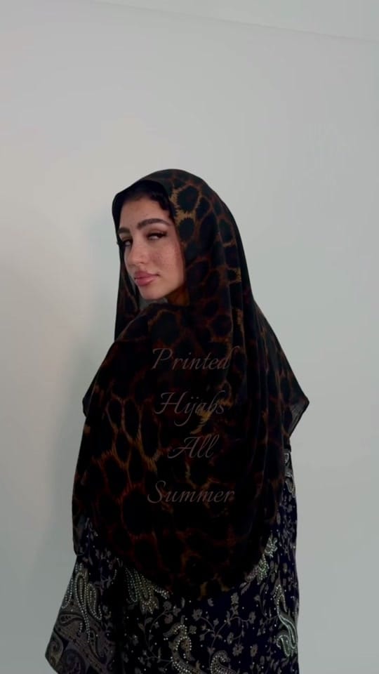 Post 3 by Sanaathelabel on TikTok (video)