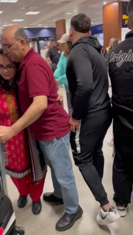 Post 7 by Billu Barber on TikTok (video)