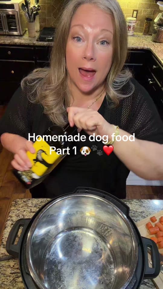 Post 8 by Holly Michelle on TikTok (video)