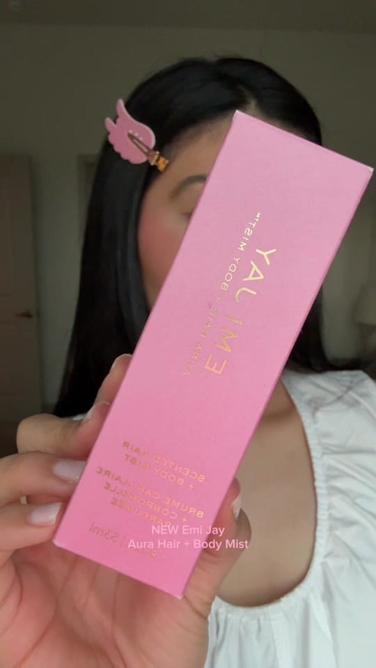 Post 8 by Karla Sibirian on TikTok (video)