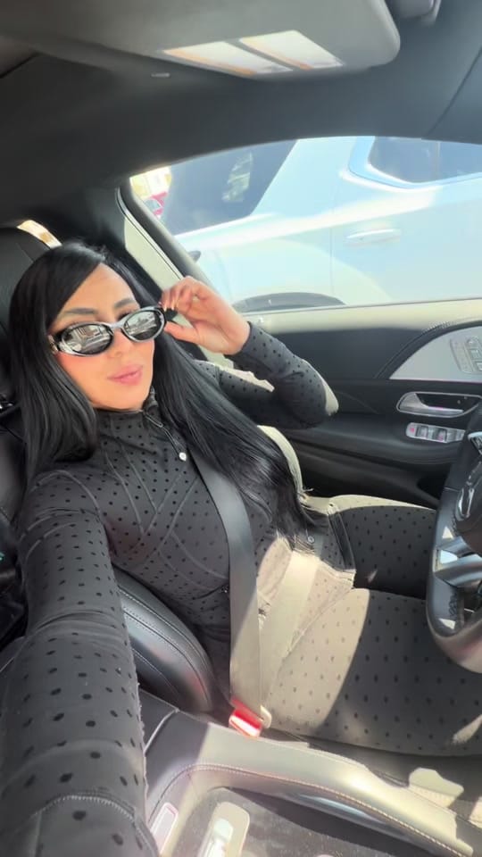 Post 6 by makeupbyjocelynnnn on TikTok (video)