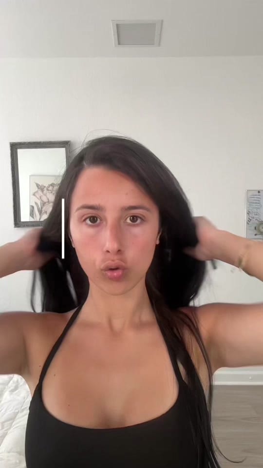 Post 10 by Miami Makeup Artist on TikTok (video)