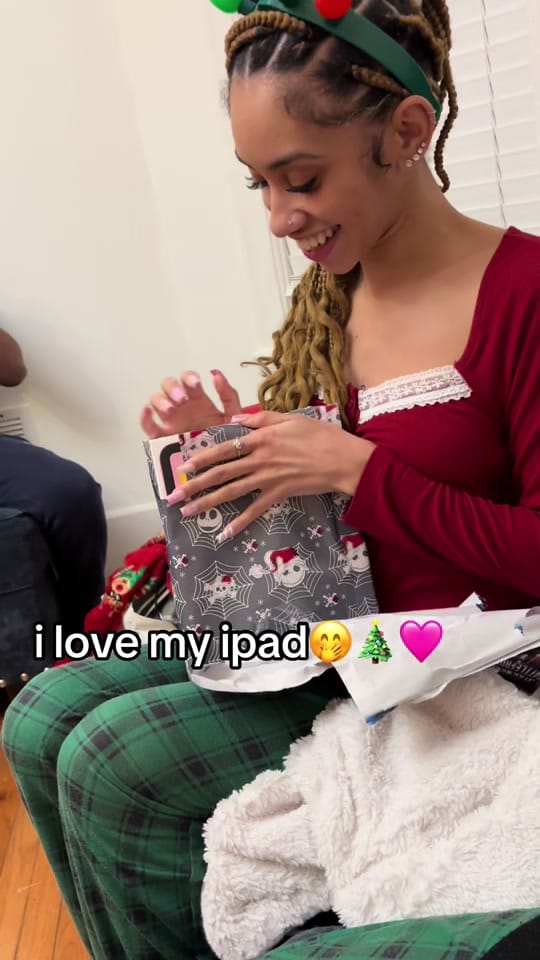 Post 6 by ava rose🎀 on TikTok (video)