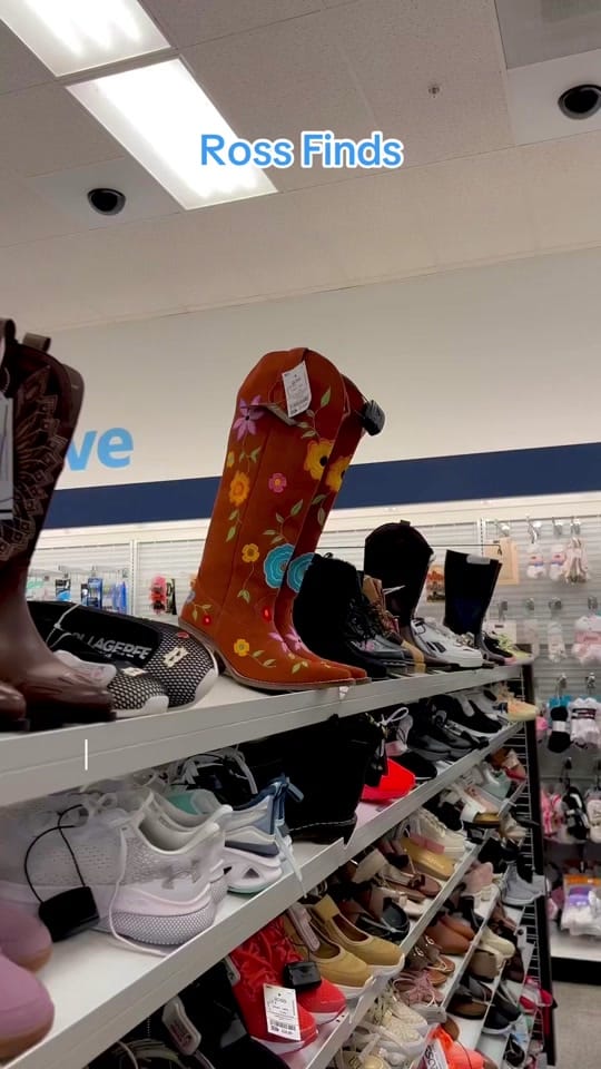 Post 4 by Best Cowgirl Western Finds on TikTok (video)