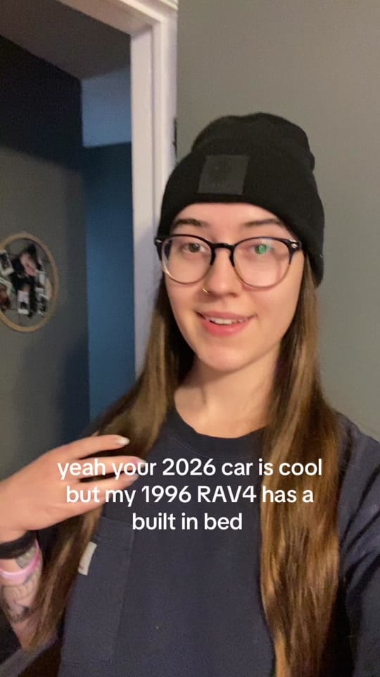 Post 6 by liv on TikTok (video)