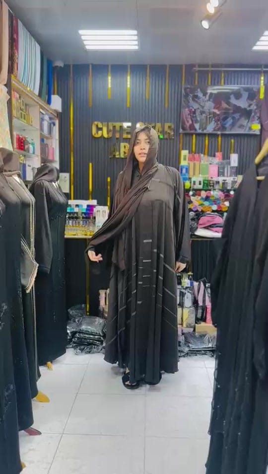 Post 5 by Noushad Cutestar Abaya on TikTok (video)