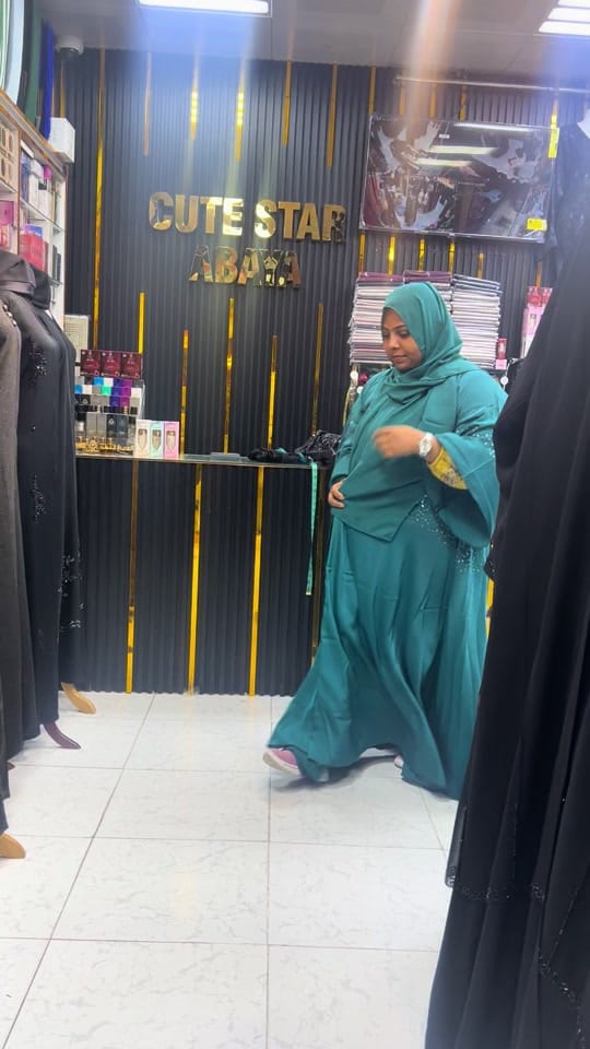 Post 2 by Noushad Cutestar Abaya on TikTok (video)