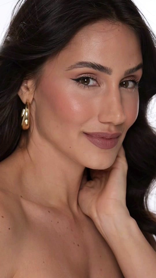 Post 2 by yasminbmakeup_ on TikTok (video)
