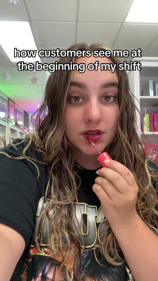Post 5 by Kpop Kastle on TikTok (video)
