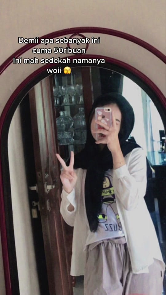 Post 3 by Grosir make up on TikTok (video)