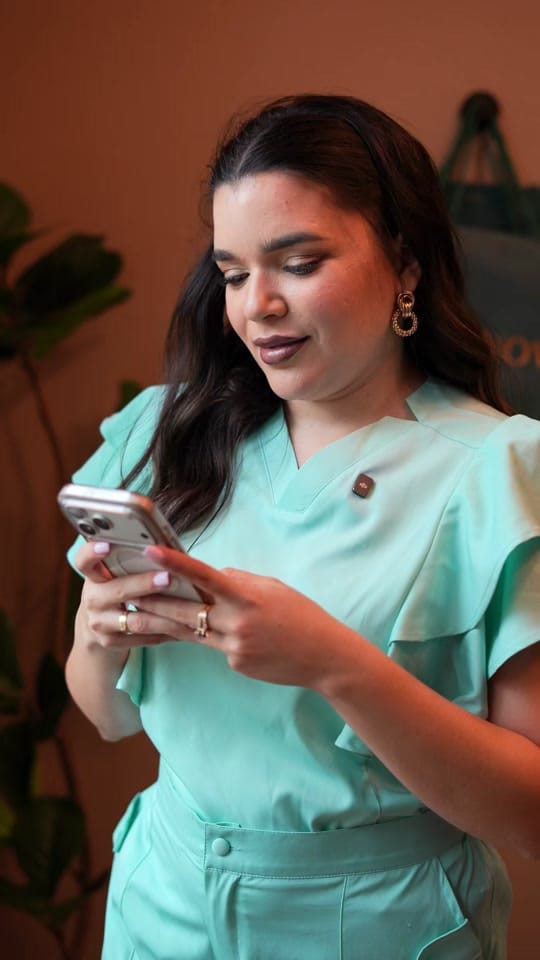 Post 4 by Emili Urdaneta on TikTok (video)
