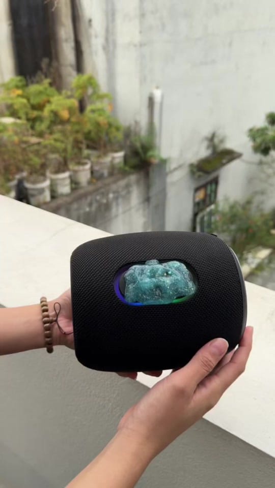 Post 7 by Techzozo us on TikTok (video)