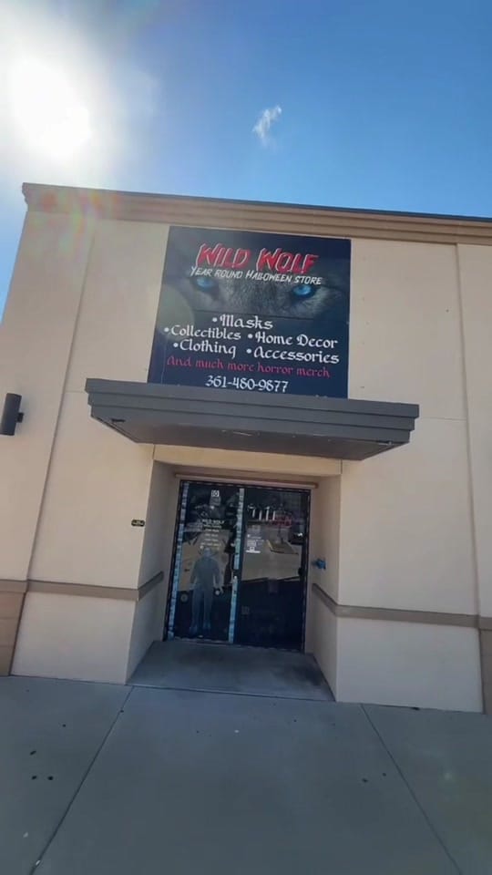 Post 2 by Wild Wolf Hall0ween on TikTok (video)