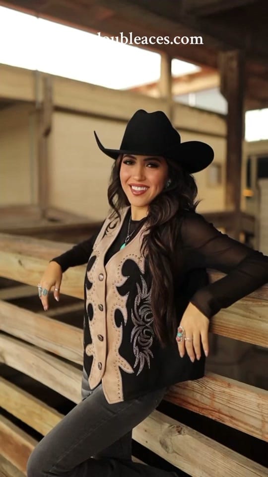 Post 1 by Texas Dressing on TikTok (video)