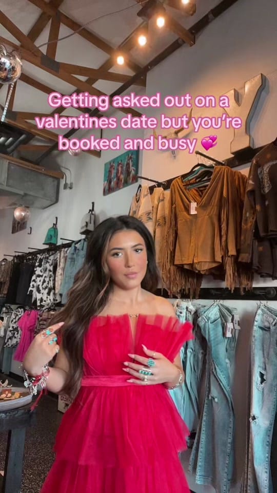 Post 2 by Texas Dressing on TikTok (video)
