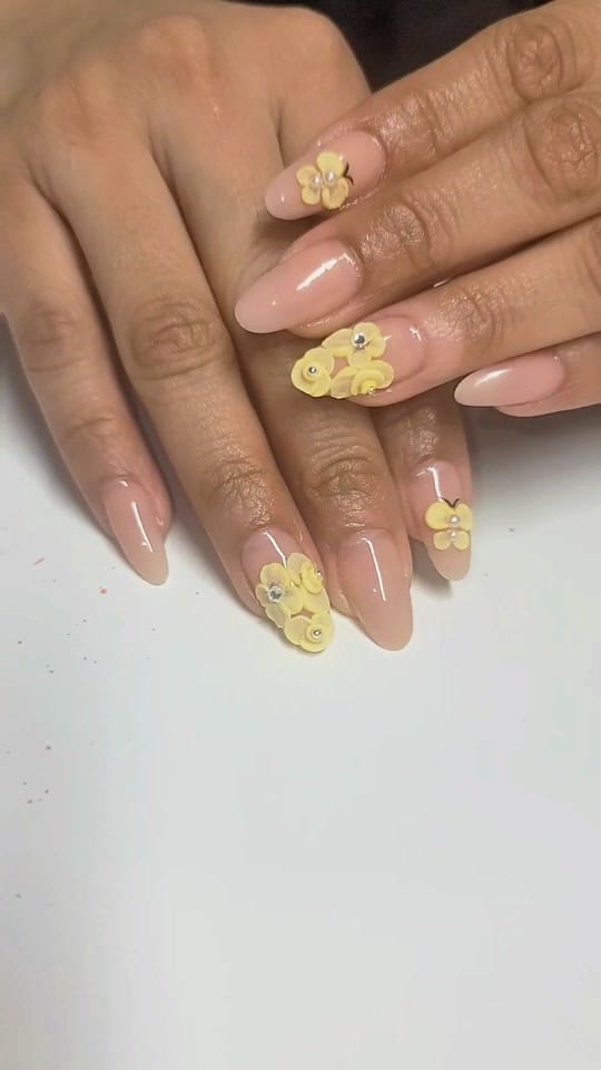 Post 5 by Lily_Nails_Official on TikTok (video)