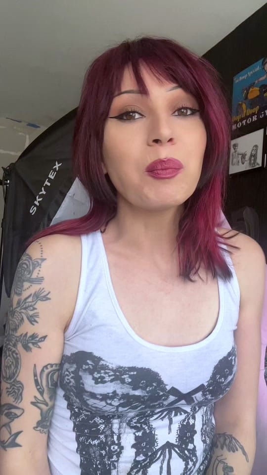 Post 5 by syd ★ nix on TikTok (video)