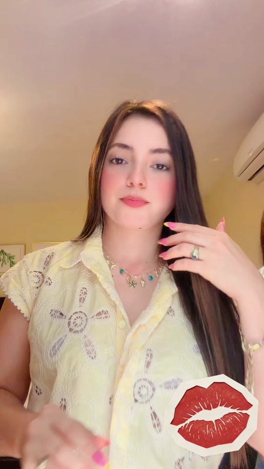 Post 1 by Evi🍓♥️ on TikTok (video)