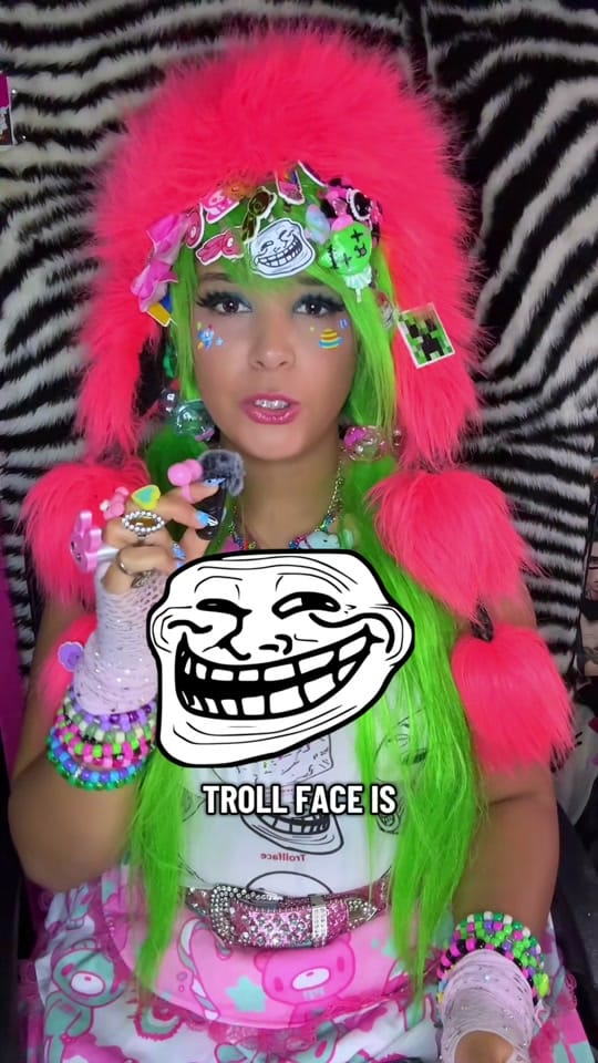 Post 10 by Compulsive Leia on TikTok (video)