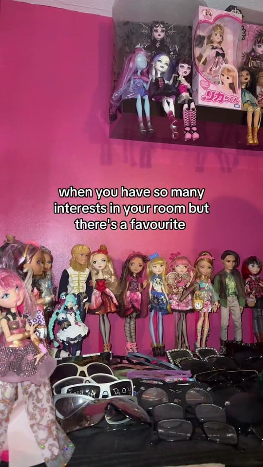 Post 9 by Compulsive Leia on TikTok (video)