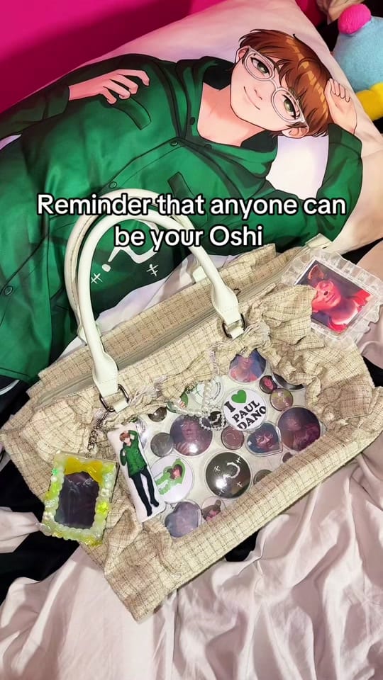 Post 6 by Compulsive Leia on TikTok (video)