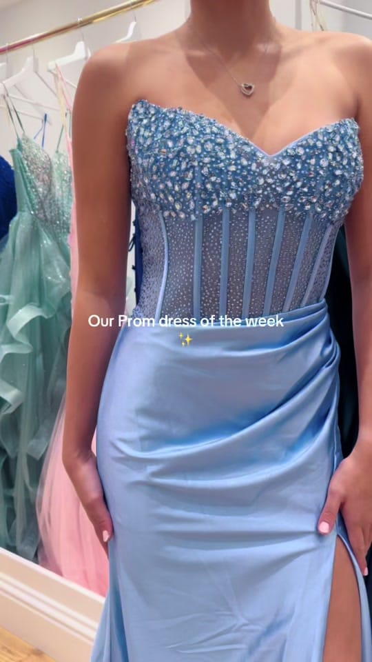 Post 7 by Luxe Prom on TikTok (video)