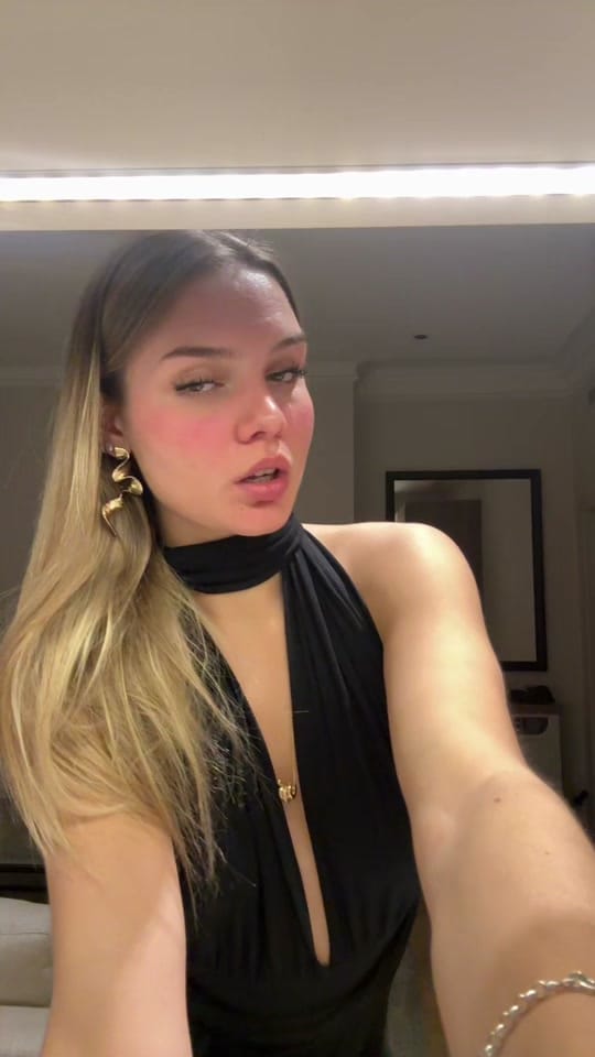 Post 9 by Emma Lomurno on TikTok (video)