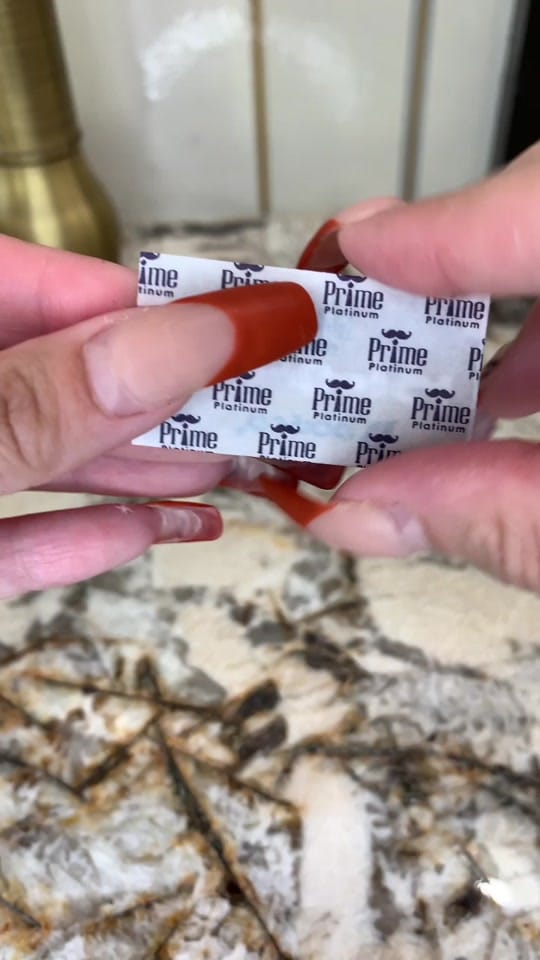 Post 10 by Tania on TikTok (video)