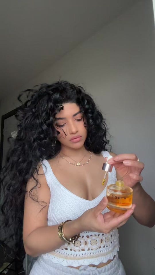 Post 2 by windy on TikTok (video)