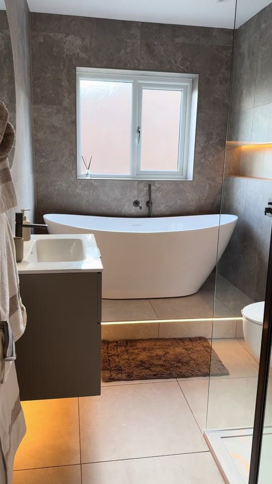 Post 1 by morethanbaths on TikTok (video)