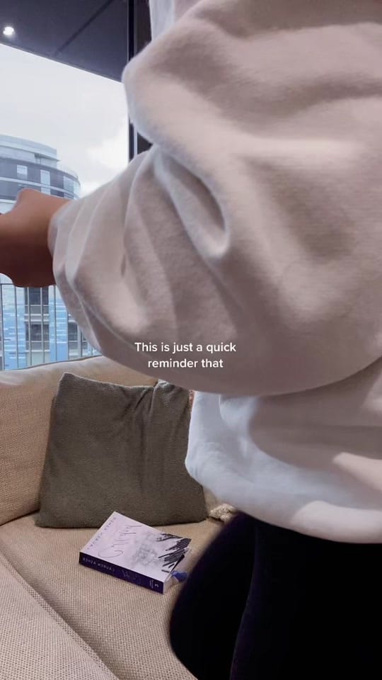 Post 9 by Flo’s Fiction (author) 📚 on TikTok (video)