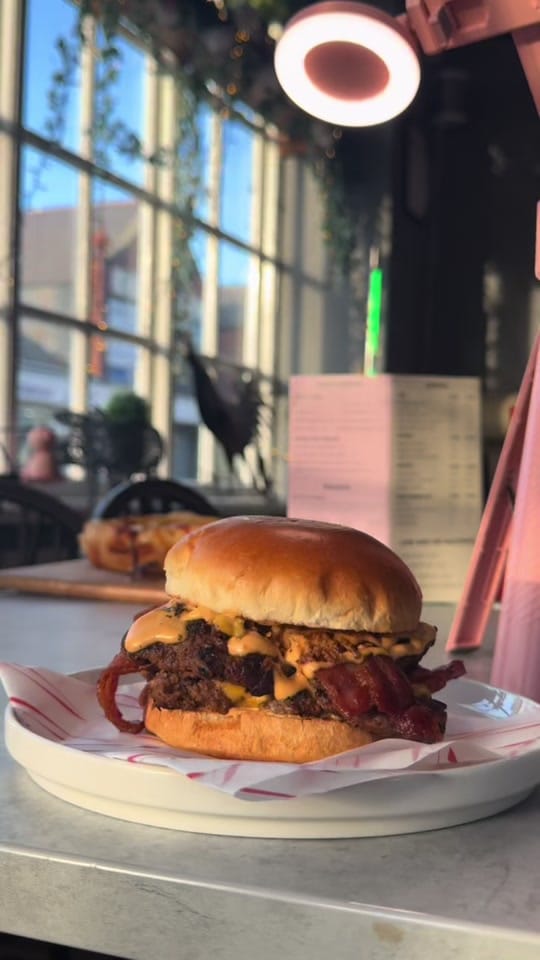 Post 7 by Pigalo’s Pizza Pie Co on TikTok (video)