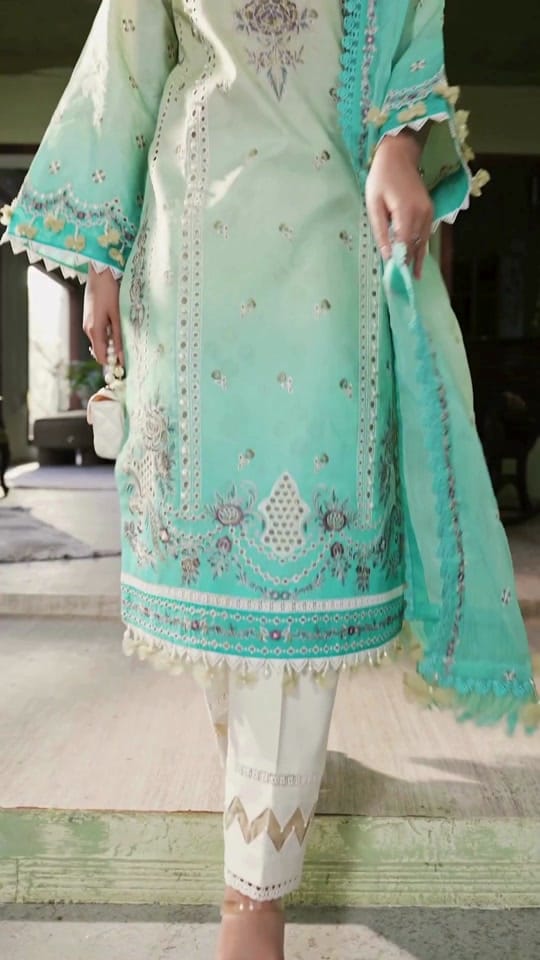 Post 8 by Jaan London on TikTok (video)