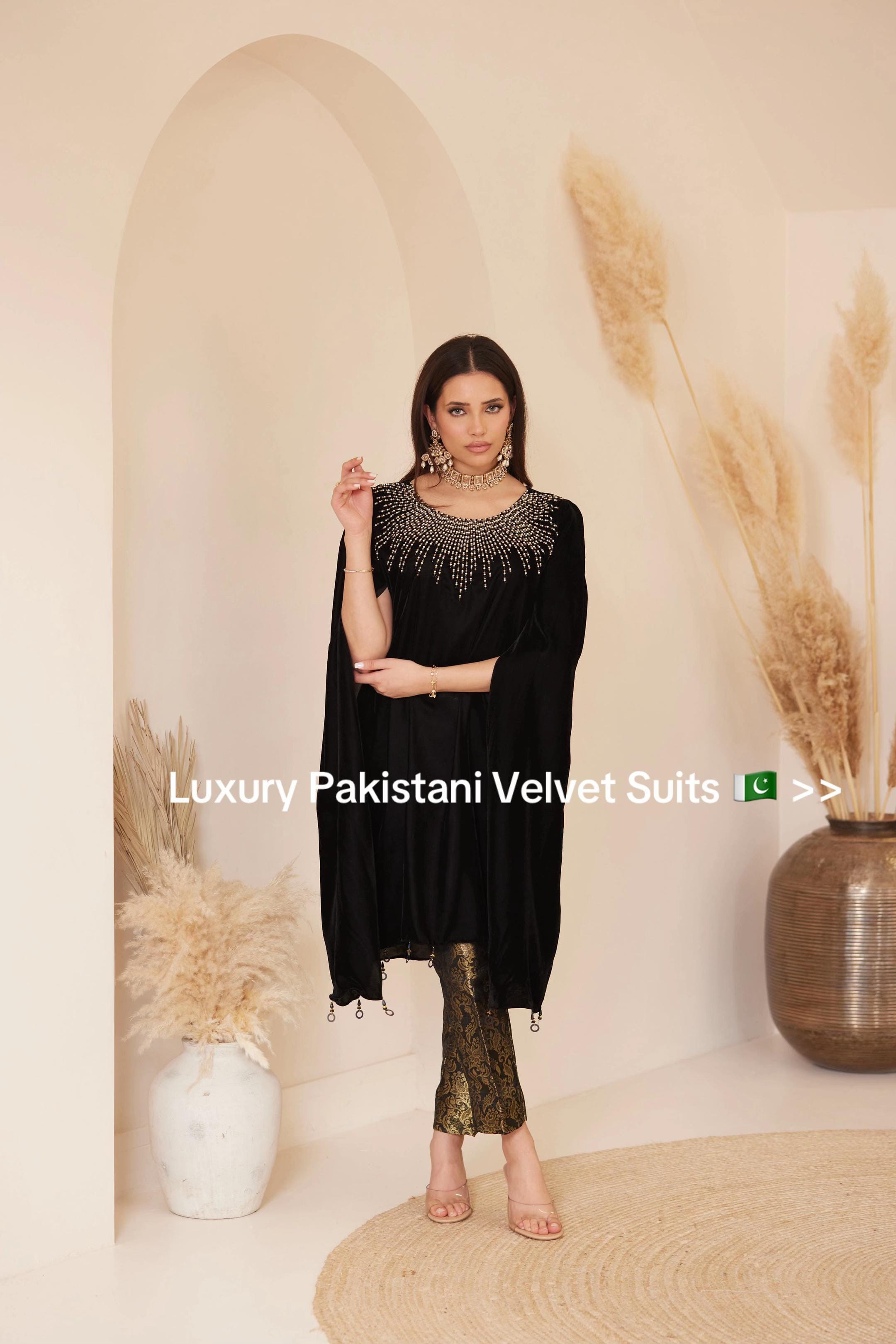 Post 5 by Jaan London on TikTok (video)