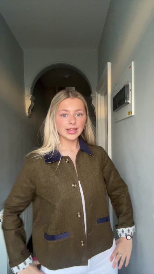 Post 3 by levuroy on TikTok (video)