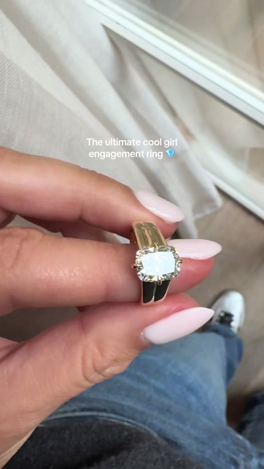Post 10 by sophiewhitelaw on TikTok (video)