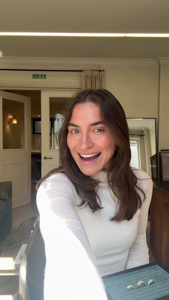 Post 6 by sophiewhitelaw on TikTok (video)