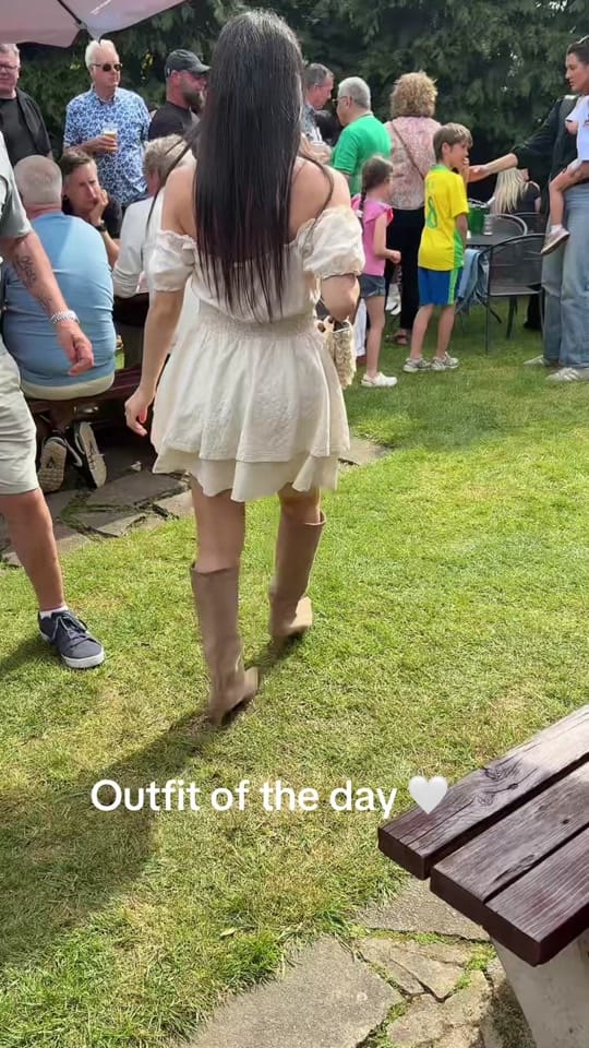 Post 6 by Melanie Varnavas on TikTok (video)