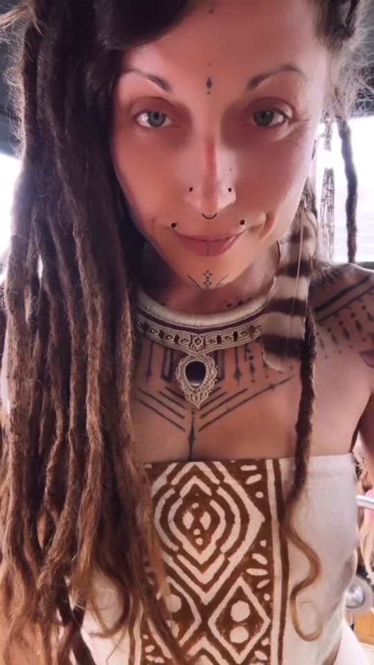 Post 2 by Dijana Dreadlock Shop London on TikTok (video)