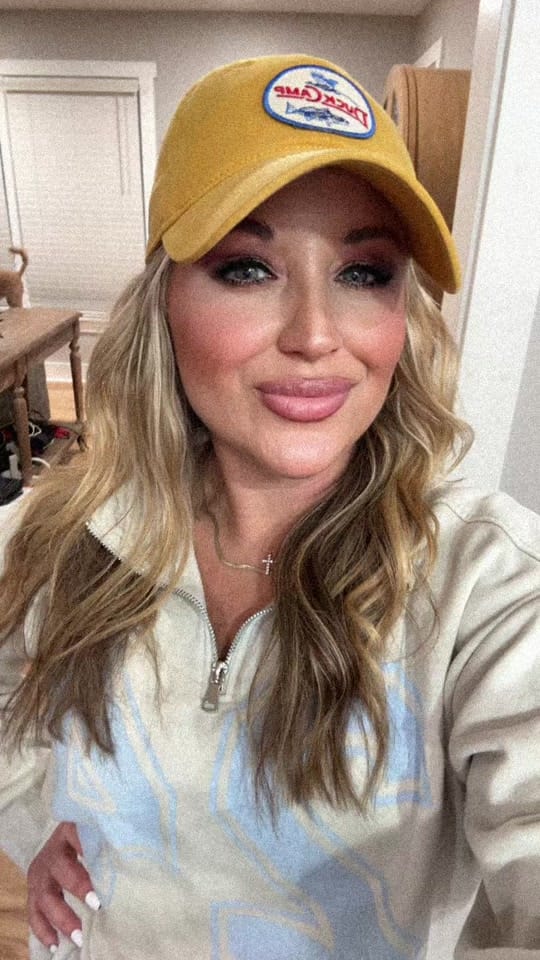 Post 10 by Just a Small Town Girl ✝️🫶🏼 on TikTok (video)
