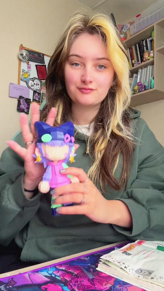 Post 5 by indigoabbie 🔜 MCM London on TikTok (video)