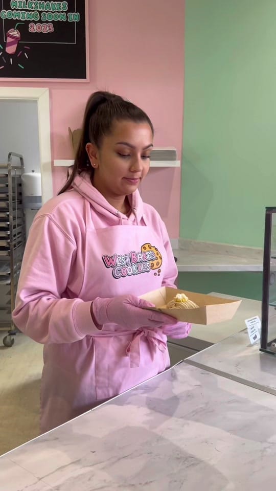 Post 10 by West Bakes Cookies on TikTok (video)