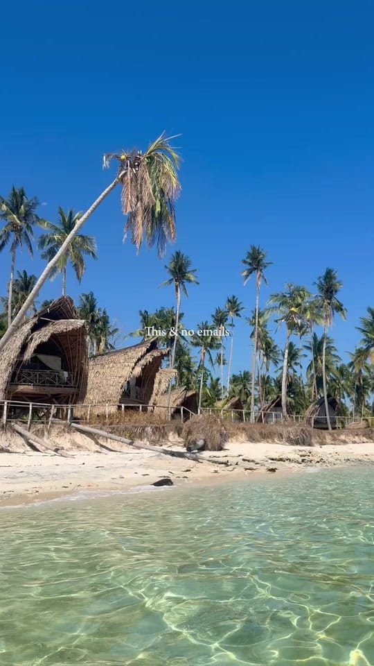 Post 6 by Lucia Paps 💘🫧 on TikTok (video)