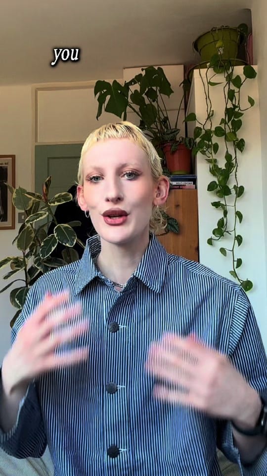 Post 1 by ✶ BEE ✶ ARTIST & CREATIVE ✶ on TikTok (video)